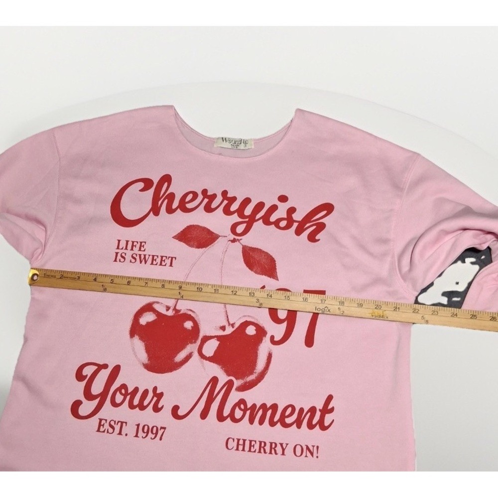 Wound Up Pink Cherryish Your Moment Graphic Sweatshirt Womens Large LS42507FP‎ - Picture 6 of 12